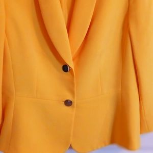 Kasper jacket Size 12.  Bright yellow
